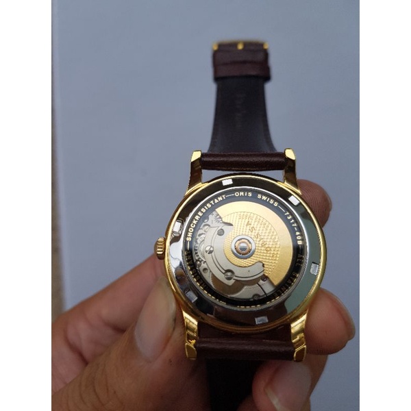 ĐỒNG HỒ NAM THỤY SỸ HIỆU ORIS -MÁY CƠ MÀU VÀNG GOLD