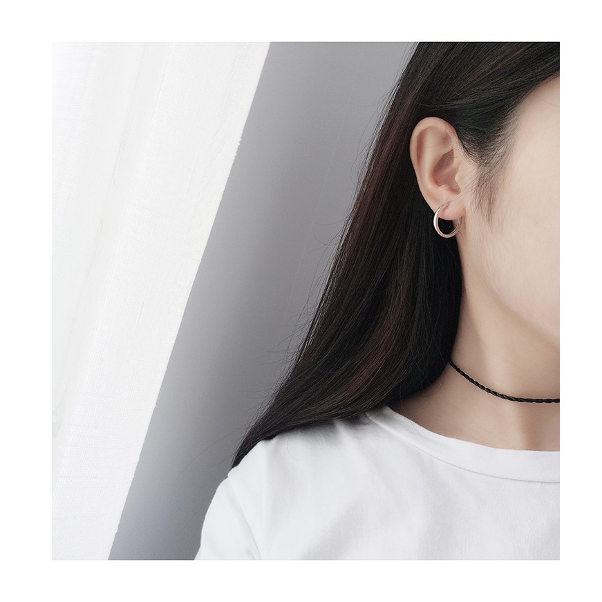 KHUYÊN TRƠN loại dày 2.5mm, 1 chiếc, chuẩn titan, không gỉ, unisex, khuyên tròn titan, Khuyên tai Sơn Tùng