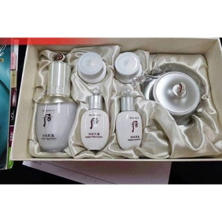 Set whoo dưỡng trắng