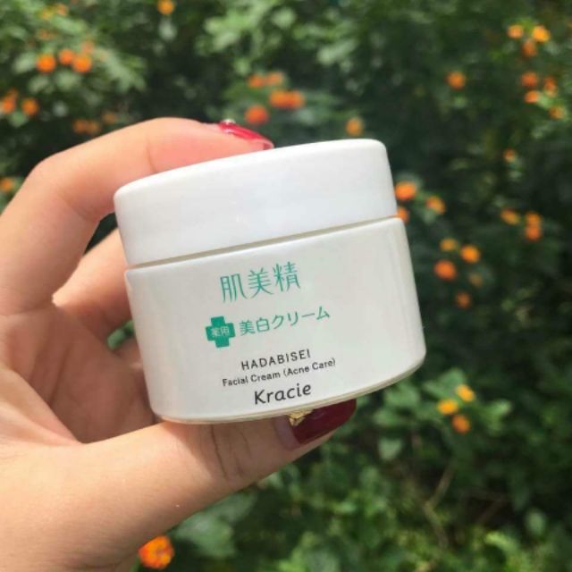 Kem dưỡng da sạch mụn Kracie Hadabisei Facial Cream