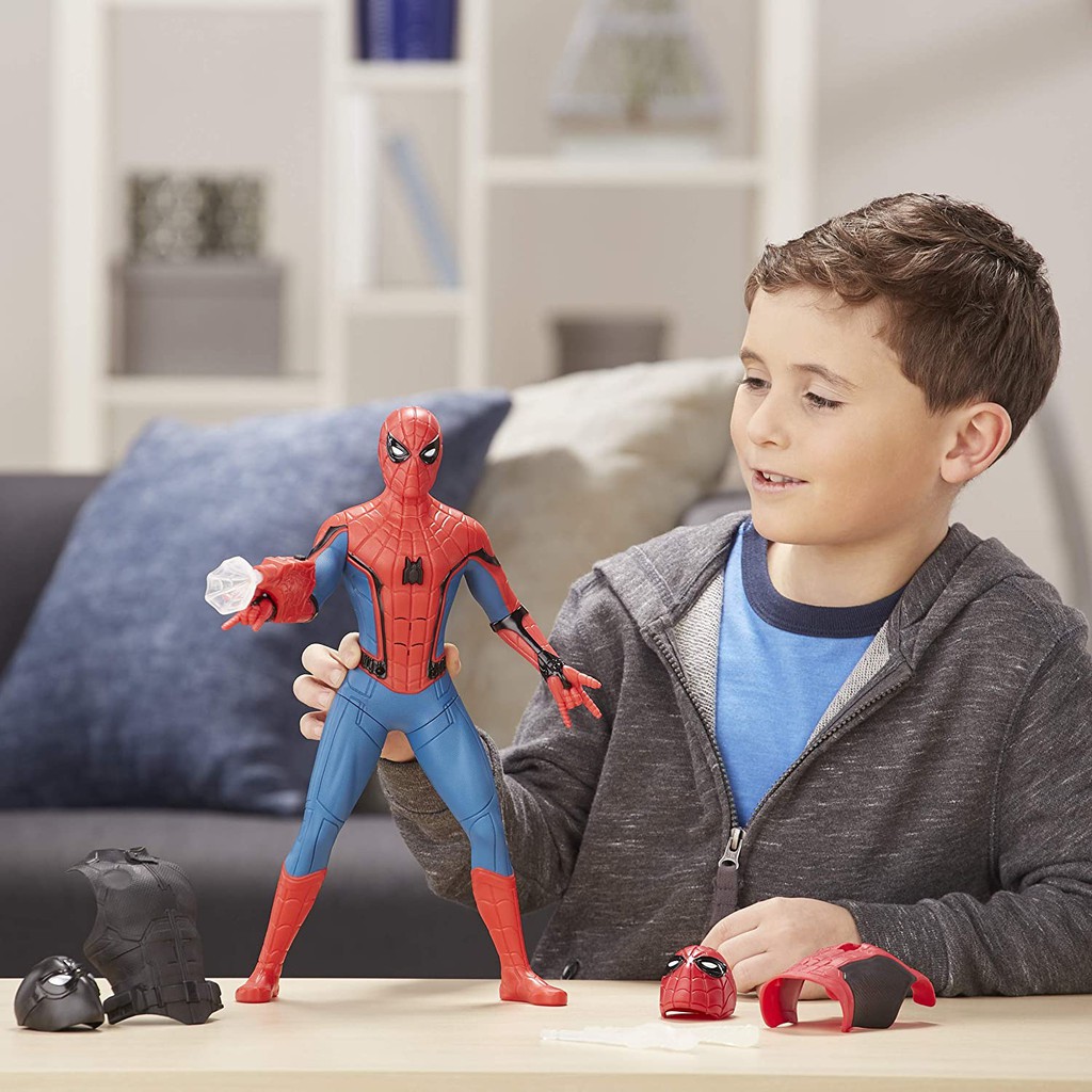 Đồ chơi mô hình Người nhện Spider Man Far From Home thay đổi trang phục (chính hãng Hasbro)