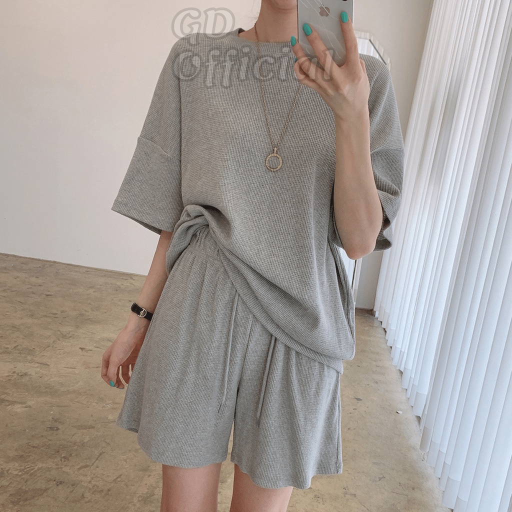 N5|Set bộ thể thao, mặc nhà dáng ngắn gồm áo và quần short cá tính mát mẻ màu be, xám GD Official