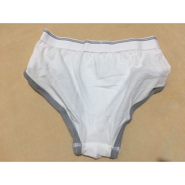 Bộ 3 quần lót nam hiệu Fruit of the Loom cao cấp size S,M chính hãng