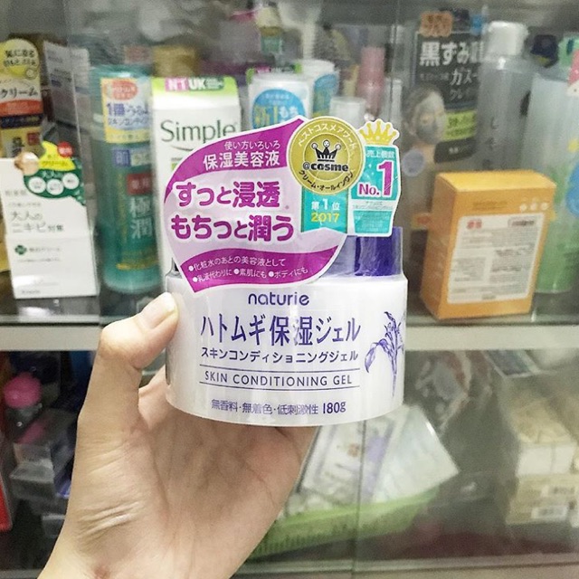 Kem dưỡng naturie