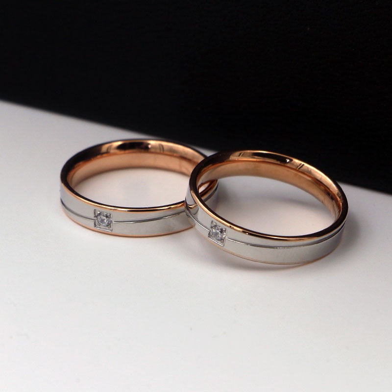 [FreeShip] Nhẫn nữ Titan rãnh xiên đính đá J4-209 - CAM KẾT KHÔNG BAY MÀU