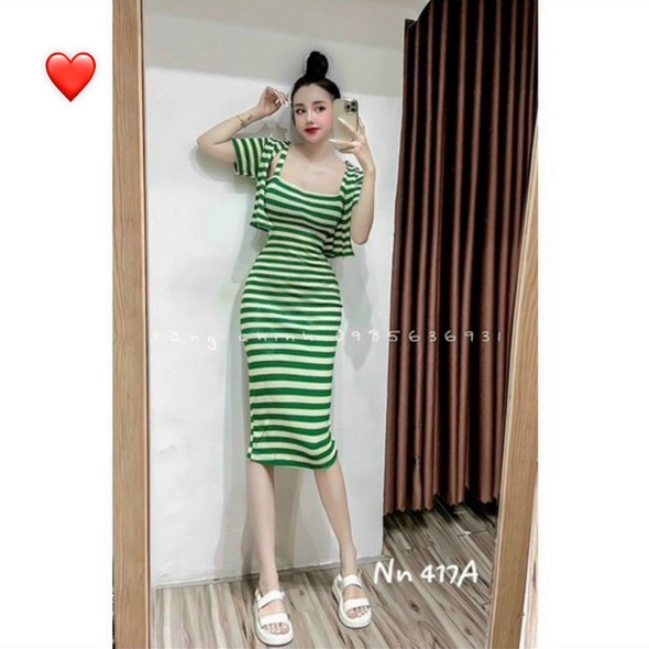 Sét đầm 2 dây sọc ngang to ôm body kèm áo khoác tay ngắn cực hot , chất thun gân mềm mịn