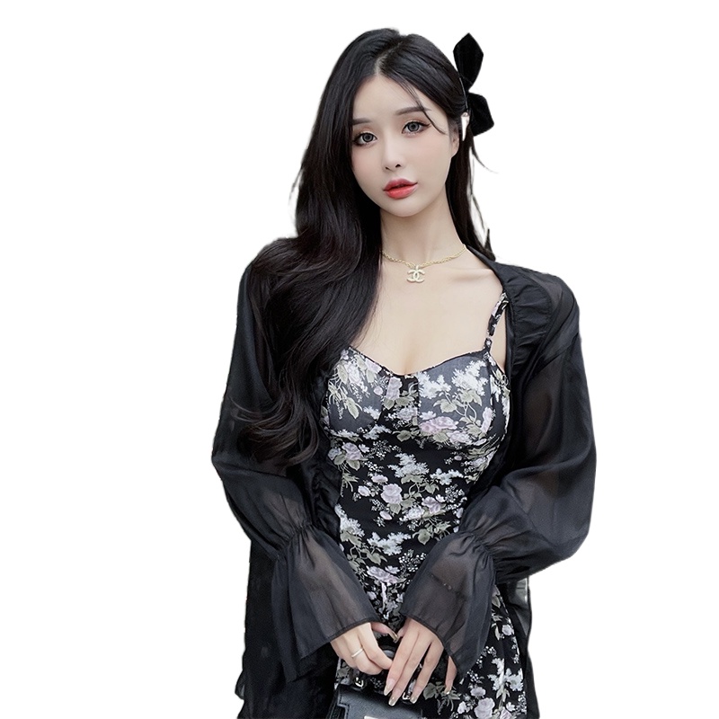 Set đầm hai dây họa tiết hoa và áo khoác cardigan PERTY chống nắng phong cách thời trang Hàn Quốc