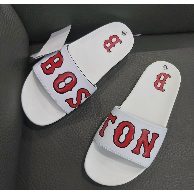 Dép quai ngang MLB đế cao su có hoạ tiết, Dép thời trang thể thao hai mầu trắng đen dập vân chìm btshop từ 38 đến 42