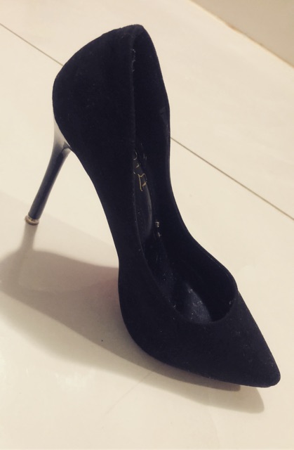 Giày size 34 form to