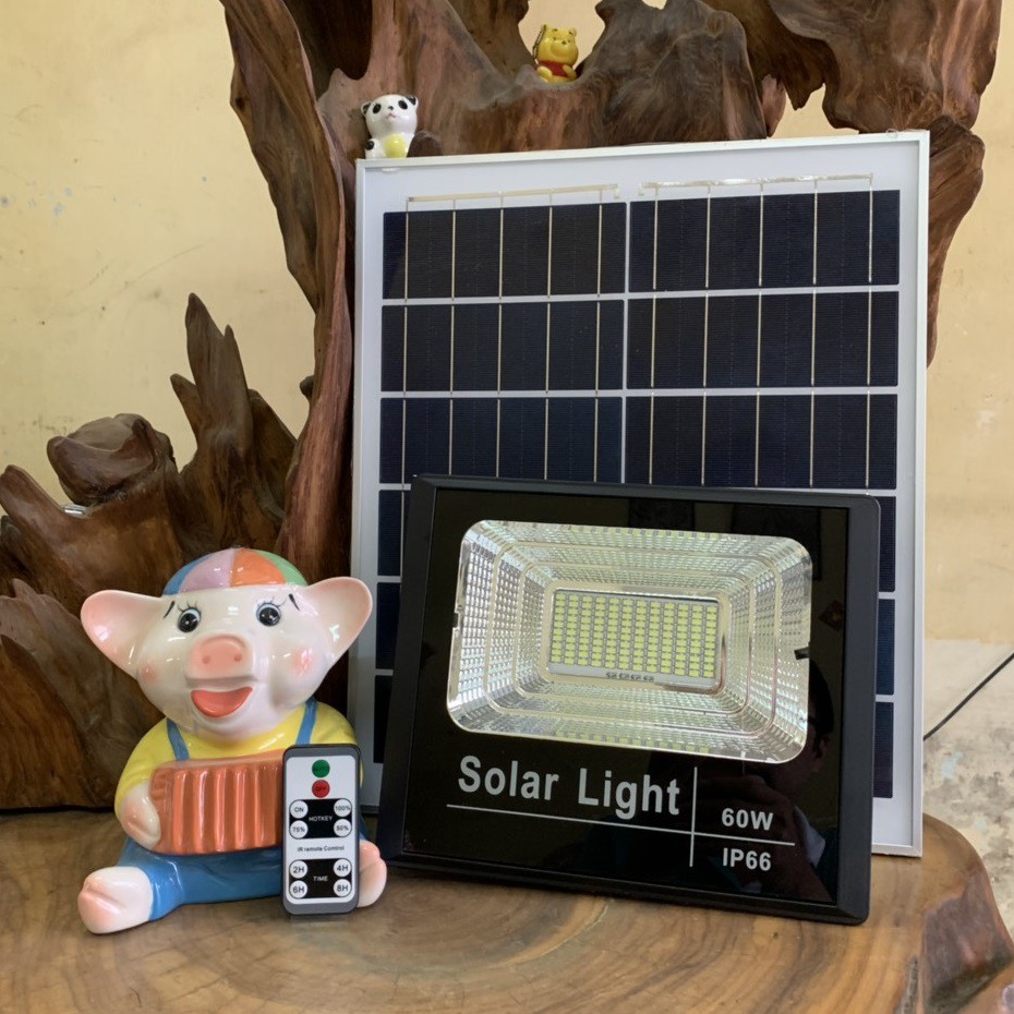 Đèn pha 60w NĂNG LƯỢNG MẶT TRỜI