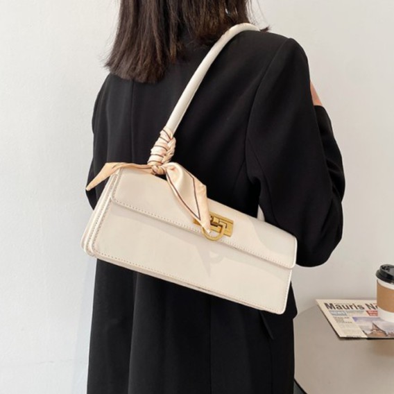 TÚI KHÓA VÀNG BUỘC LỤA (X0577)