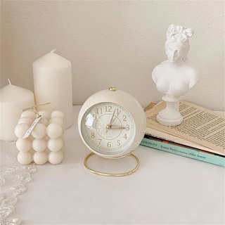 Đồng hồ báo thức để bàn phong cách Retro bắc âu