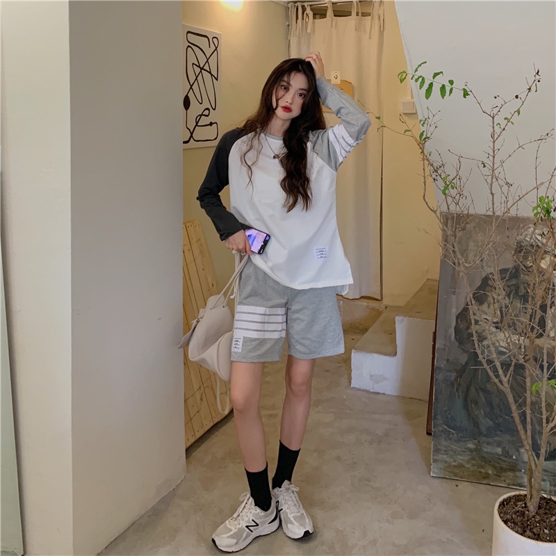 【ZHELIHANGFEI】Set Áo Thun Tay Dài Kẻ Sọc Phối Quần Short Ống Rộng Thời Trang Cá Tính