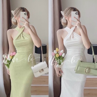 Đầm cổ yếm chéo dáng dài midi màu xanh bơ trắng