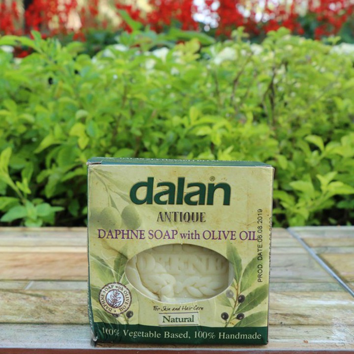 Xà Phòng Cục Dalan Hoa Thụy Hương Và Dầu Oilve Daphne Soap With Olive Oil 150g Chính Hãng