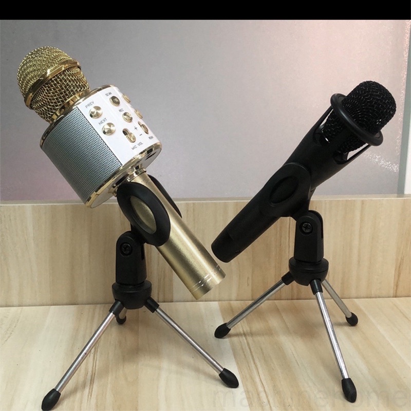 Chân đỡ mic vững trãi thân kim loại.