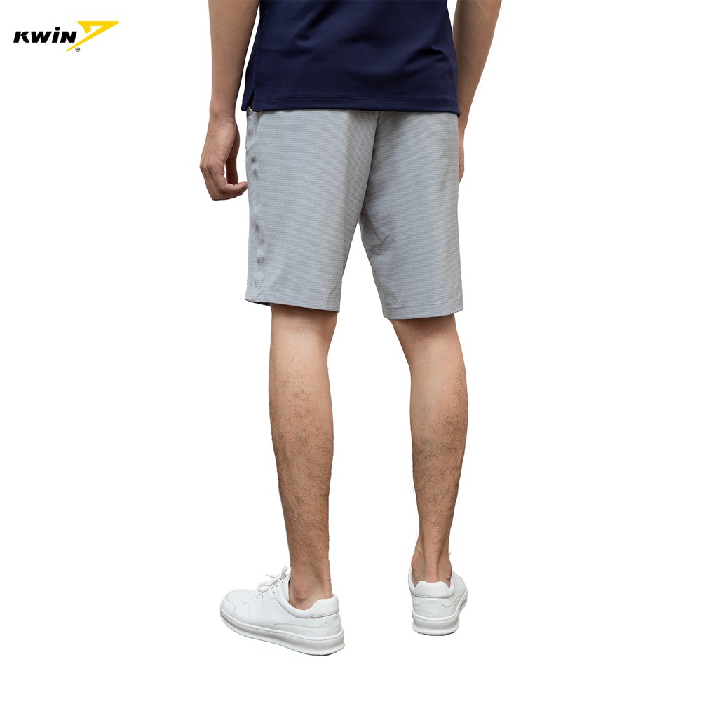 Quần short nam Kwin phom dáng regular fit suông nhẹ, chất co giãn chống nhăn KSO006S1