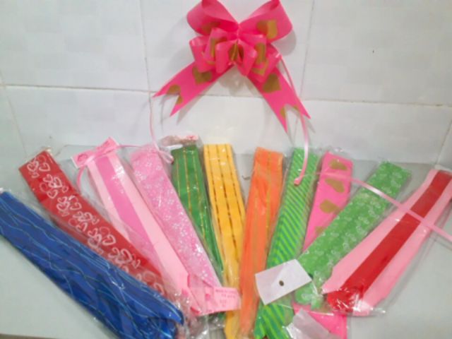 Bao kiếng hoa và Nơ gói quà