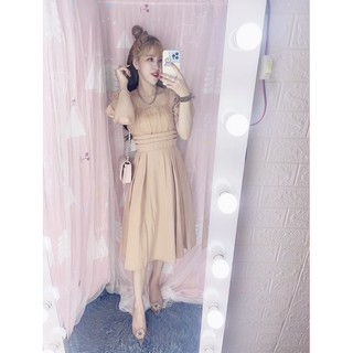 đầm xòe tay bồng