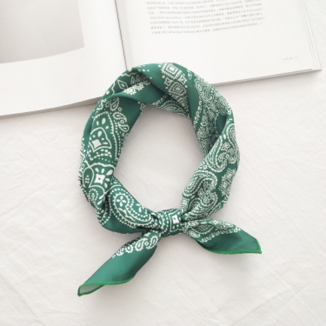 Khăn bandana in hoa văn size 53x53cm