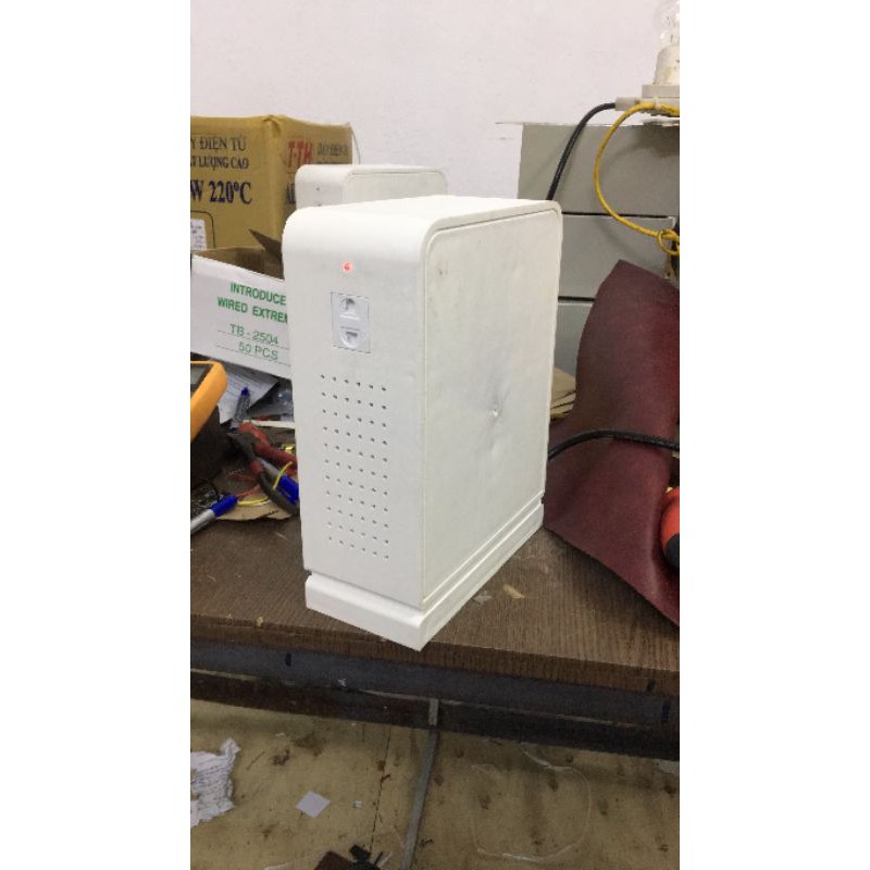 Bộ đổi điện 220v xuống 100v công suất 1kva của hợp long