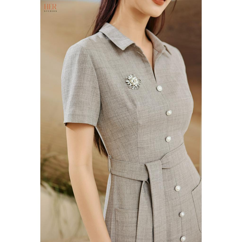 Đầm nữ công sở Her thiết kế sơ mi eo buộc nơ dáng dài