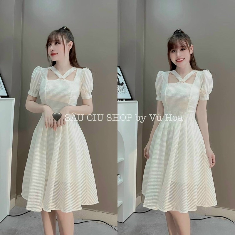 Váy xoè cổ chéo max xinh