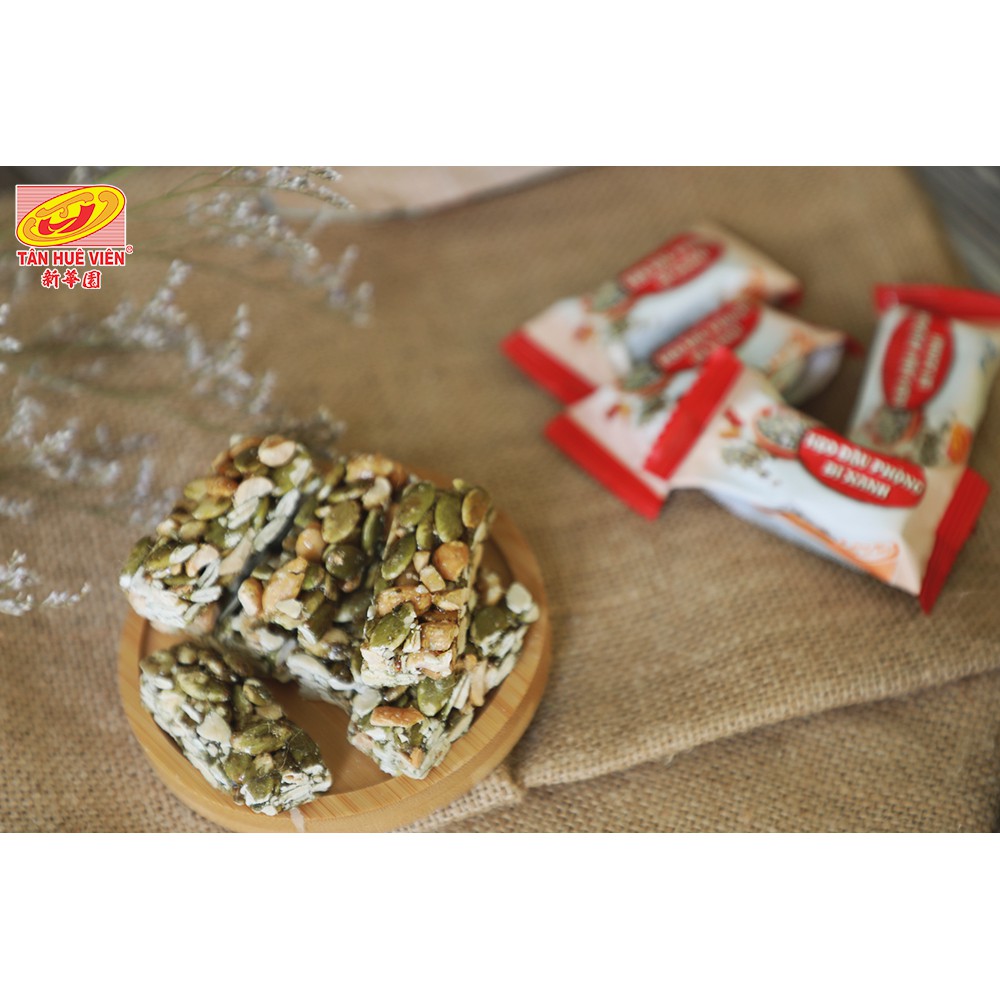 Kẹo đậu phộng bí xanh Tân Huê Viên 200gr