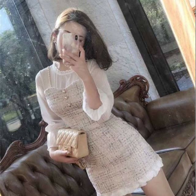 Váy dạ đính ngọc phối ren