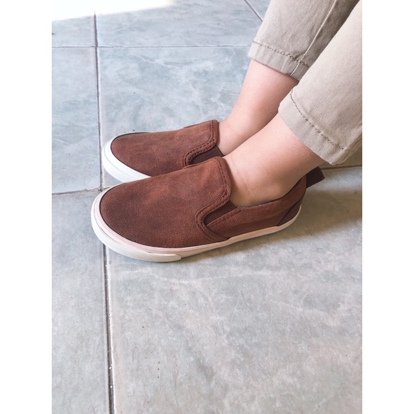 Giày Oldnavy cho bé hàng Auth. Mã 02