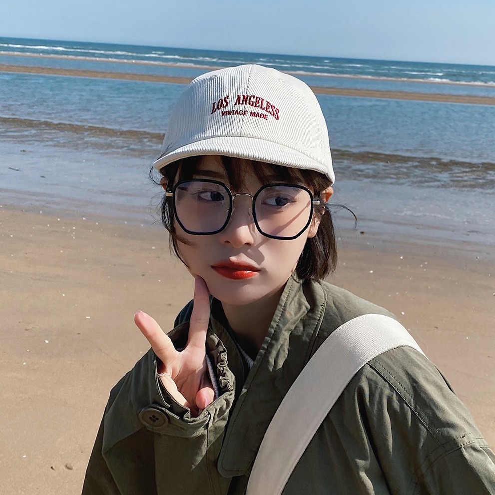 Mũ Hip-hop Nữ Vành Ngắn Mũ Lưỡi Trai Vành Ngắn Phong Cách Retro Thời Trang Xuân Hè Cá Tính Cho Nữ