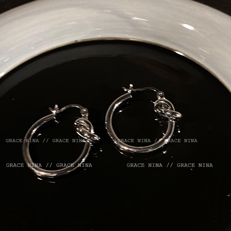 Khuyên Tai Tròn Thắt Nút Thời Trang Xu Hướng Đường Phố Mới