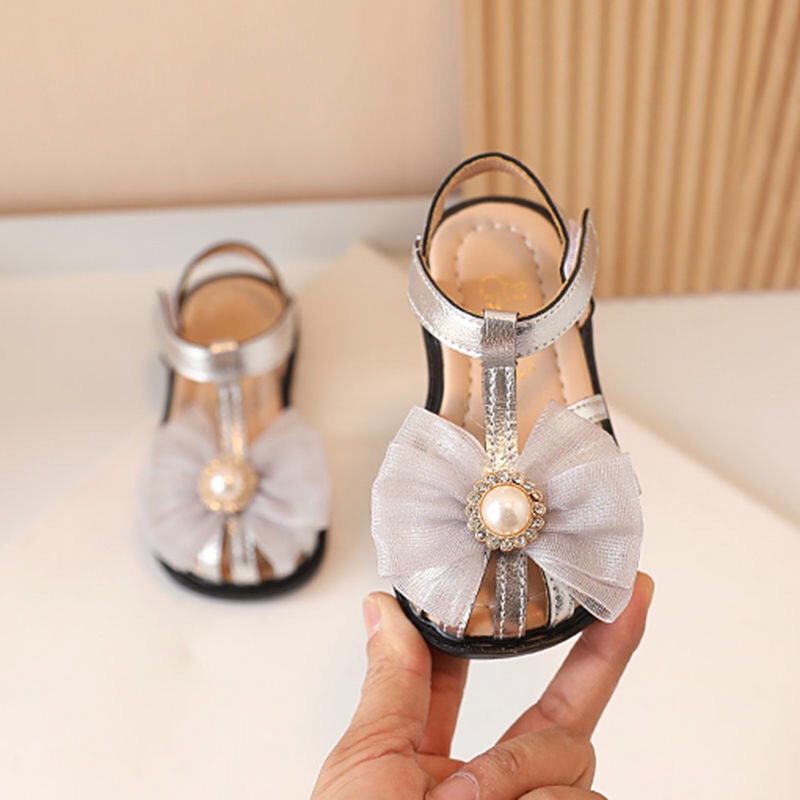 Sandal rọ tập đi cho bé gái thoáng mát điệu đà bảo vệ chân bé mã mới A11