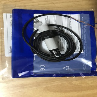 Cảm biến tiệm cận điện dung cr18-8ac