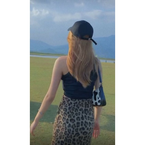 [Corn9] SET ÁO CROP VÀ CHÂN VÁY BEO