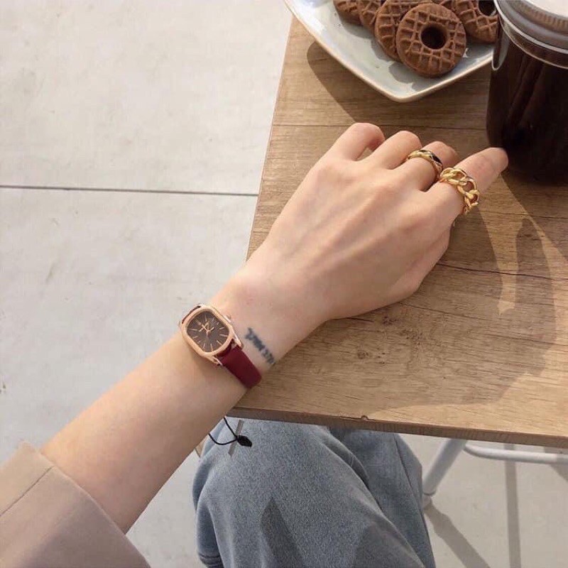 [CHÍNH HÃNG]  Đồng hồ Nữ cao cấp WE Sure case 26 dây da kèm hộp phù hợp tay nhỏ | BigBuy360 - bigbuy360.vn