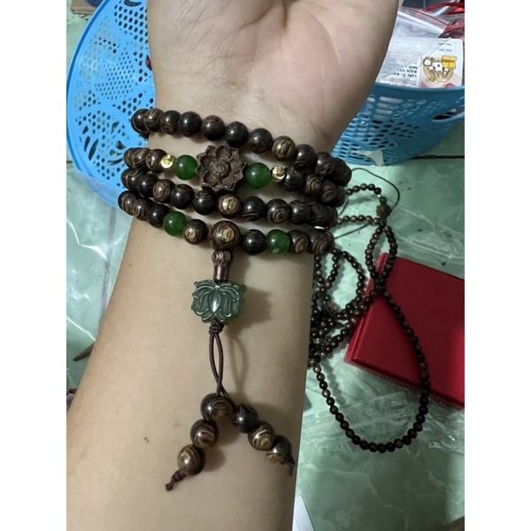 VÒNG CHUỖI TRẦM HƯƠNG SEN XANH NGỌC sánh chìm 108