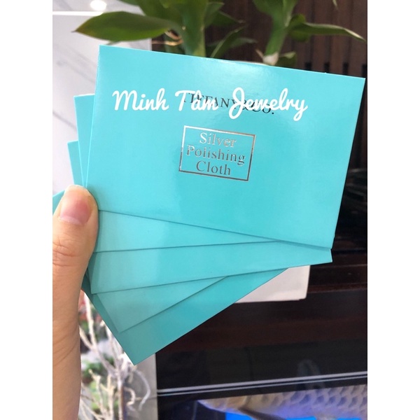 Khăn lau bạc làm mới trang sức Minh Tâm Jewelry
