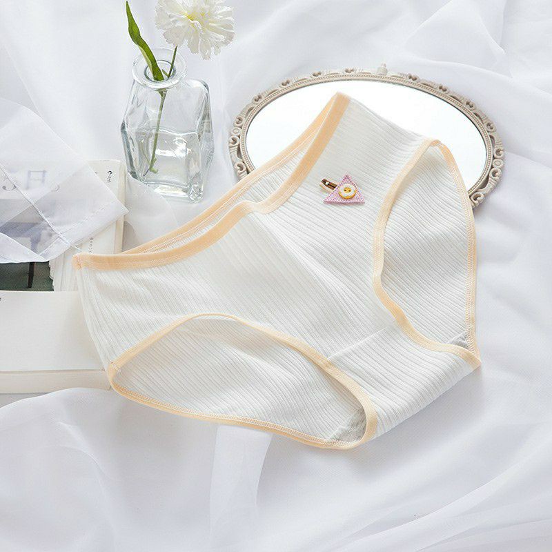 Quần Lót Cotton Tăm Kháng Khuẩn Có Đính Hoạ Tiết Khuy