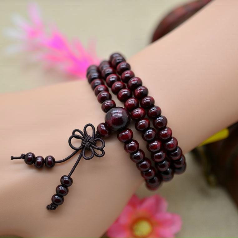Vòng tay gỗ đàn hương cổ điển AIU333