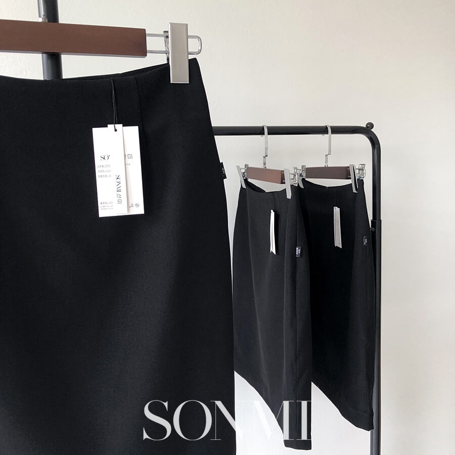 Chân Váy Công Sở SONMI Hàn Quốc Cao Cấp Màu Đen Dáng Suông Xẻ Tà Sau 2 Lớp Co Giãn 2 Chiều JULIE CATHIE