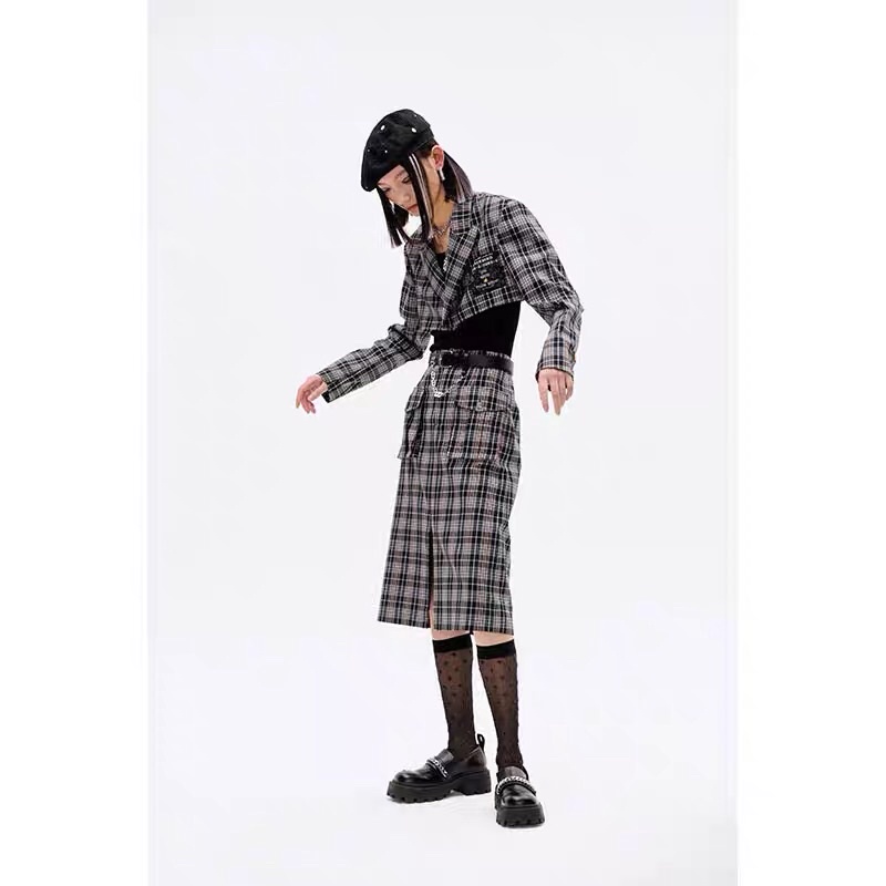 Chân váy kẻ Peacebird