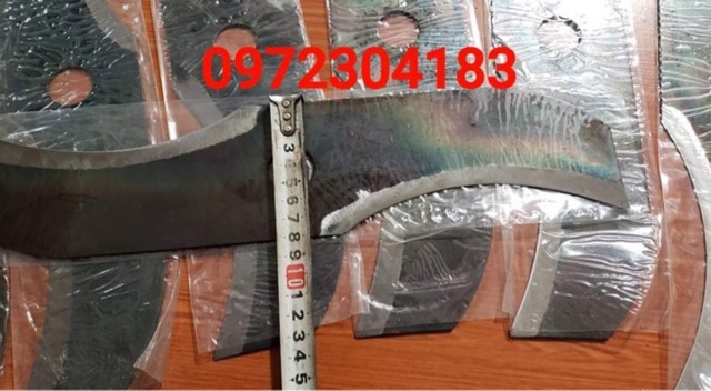 Lưỡi dao gặt lúa