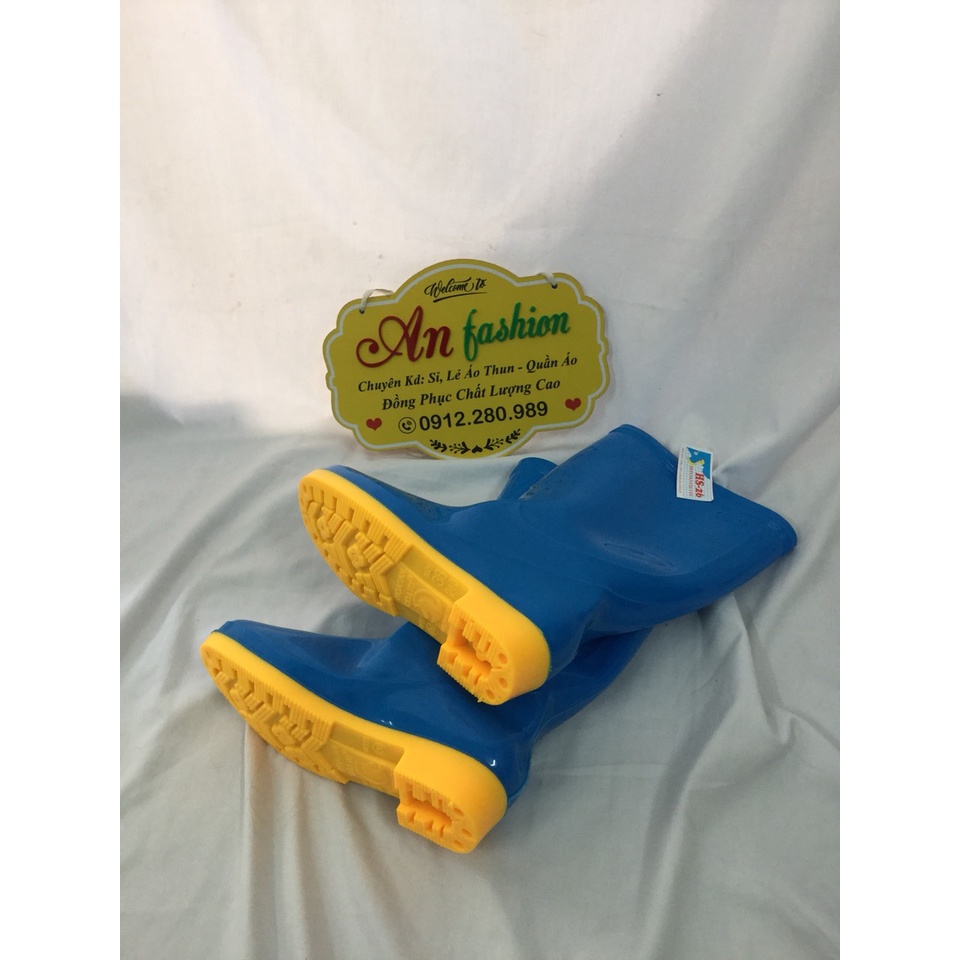 Ủng Cao Su Xanh Đế Vàng Đi Mưa, Làm Vườn, Lao Động _ Hình Chụp Thật