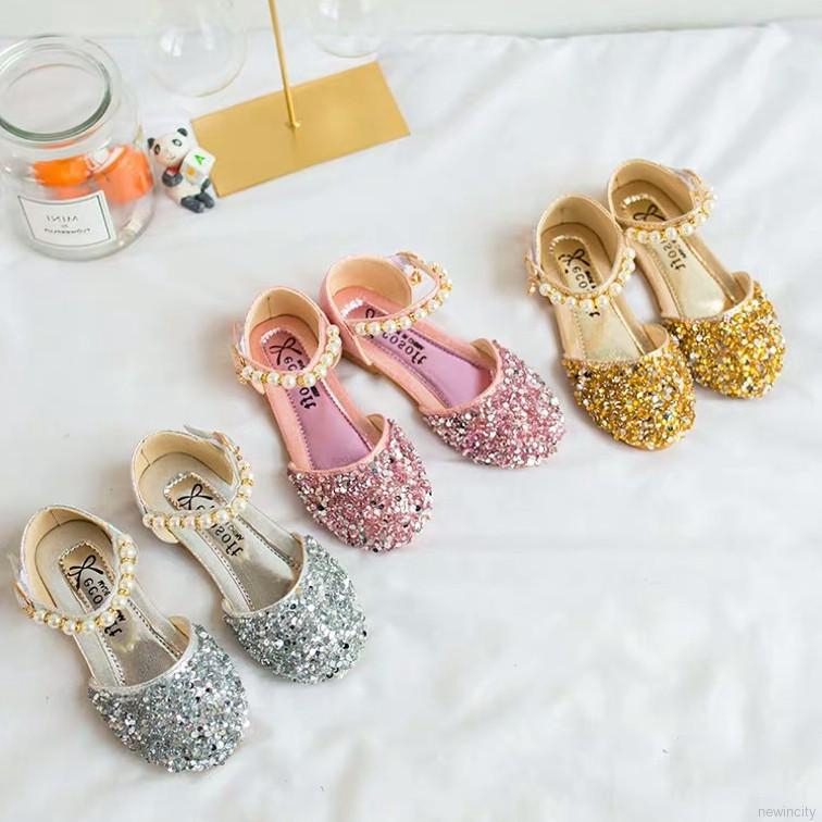 Giày đế mềm thoáng khí chống trượt đính ngọc trai và kim cương giả cho bé gái tập đi