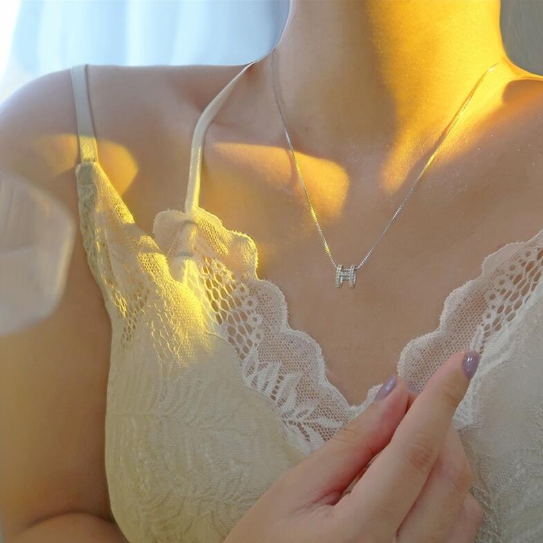 Vòng cổ Thép Titan Mặt Chữ H Đính Đá Zircon Đơn Giản Thời Trang Hàn Quốc Cho Nữ