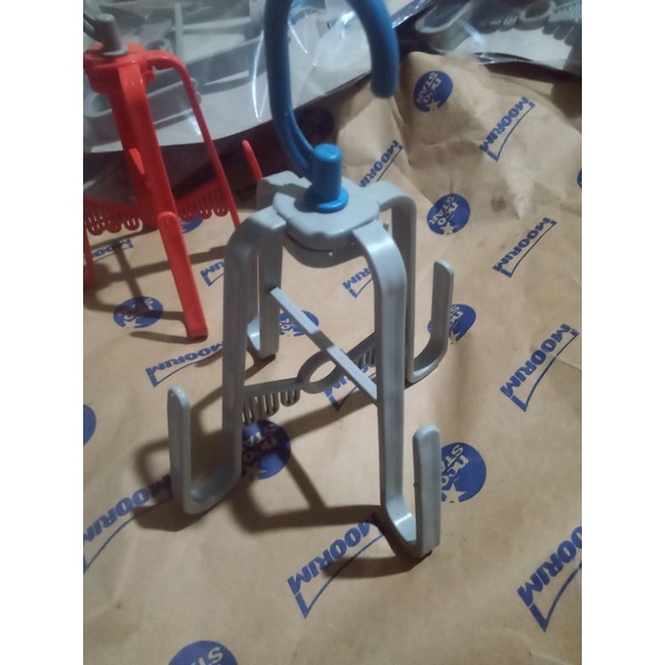 Giá phơi giày dép, quần áo gấp gọn cổ xoay 360°, móc treo đồ, giày thể thao