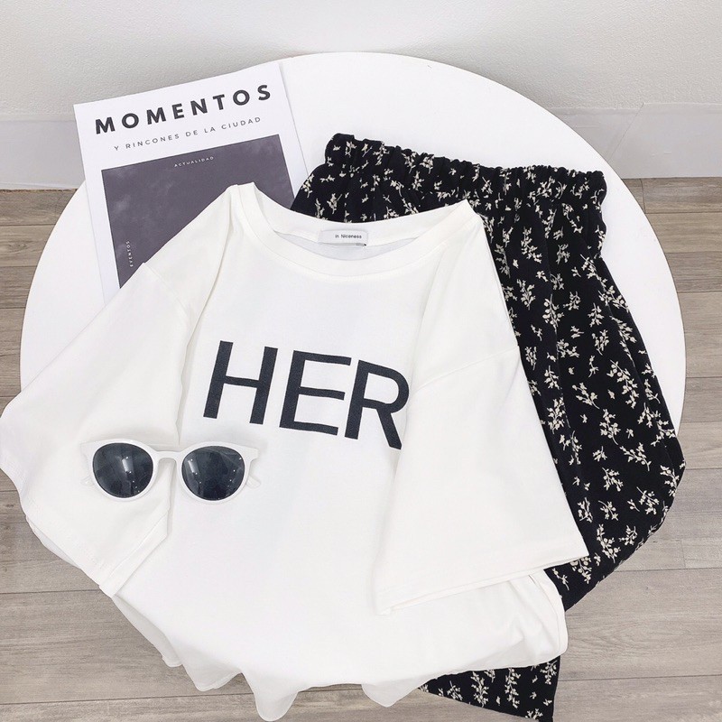 (Có sẵn) Chân váy hoa cỏ + áo phông her | BigBuy360 - bigbuy360.vn