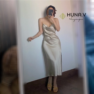 Váy lụa cổ đổ hở lưng form qua gối