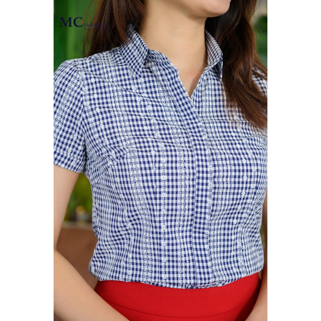Áo Sơ Mi Caro Công Sở Nữ Đẹp Ngắn Tay Cổ Đức Kẻ Sọc Caro Có  Mc Fashion A671